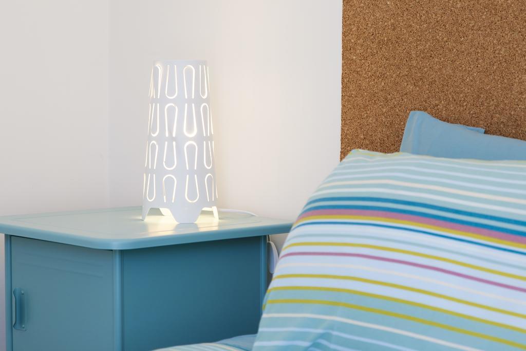 Joivy Joyful 2Br Apt With Terrace Nearby Sao Bento Palace 리스본 외부 사진