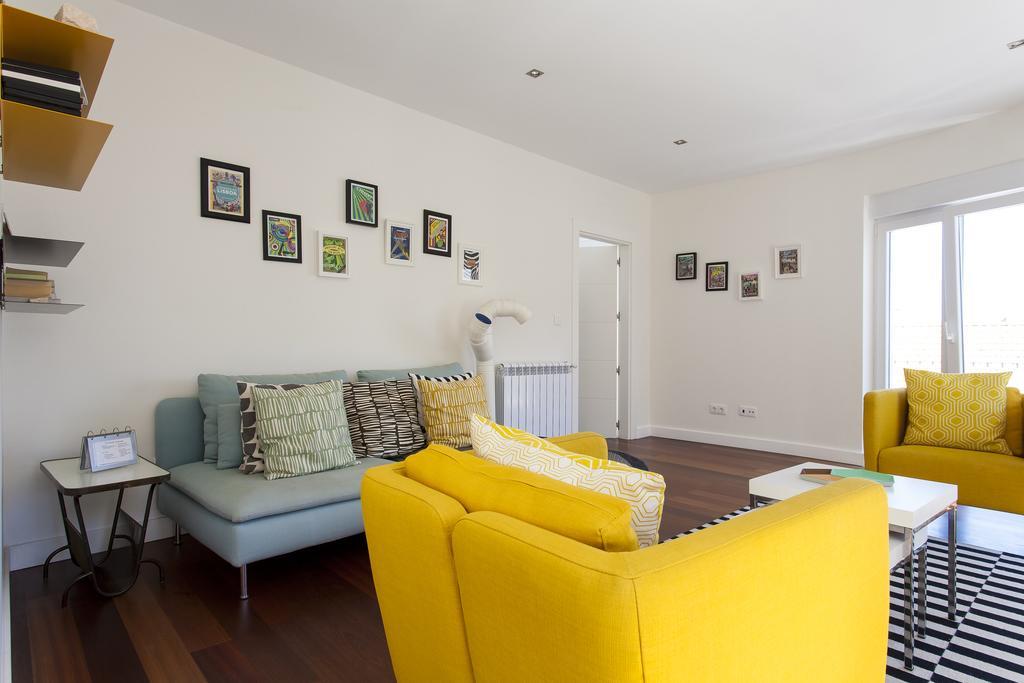 Joivy Joyful 2Br Apt With Terrace Nearby Sao Bento Palace 리스본 외부 사진