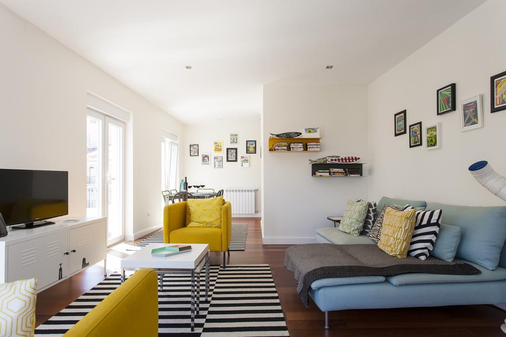 Joivy Joyful 2Br Apt With Terrace Nearby Sao Bento Palace 리스본 외부 사진